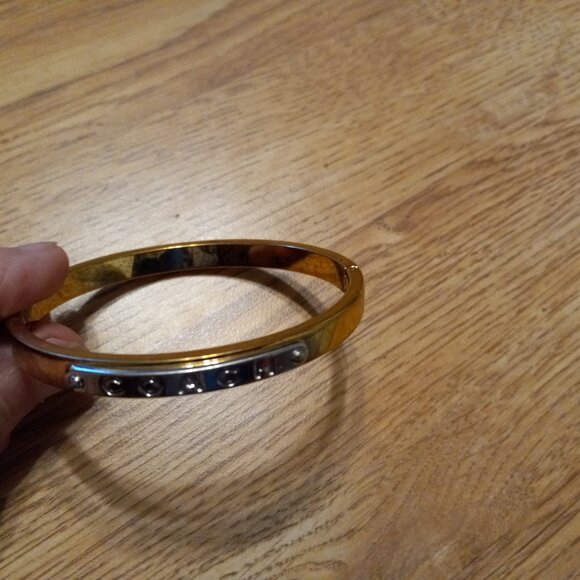 AUTH Coach Hinged Bangle Bracelet Gold Tone with Silver "Coach" Logo Name Plate - Picture 3 of 4